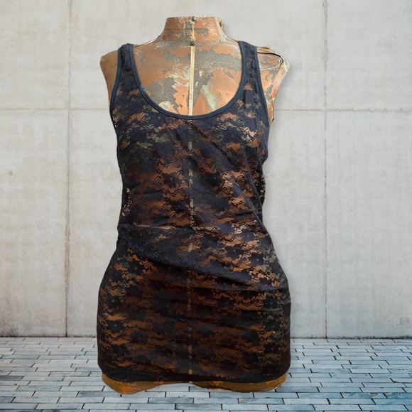 Modbe Lace Tank Top - Picture 3 of 6